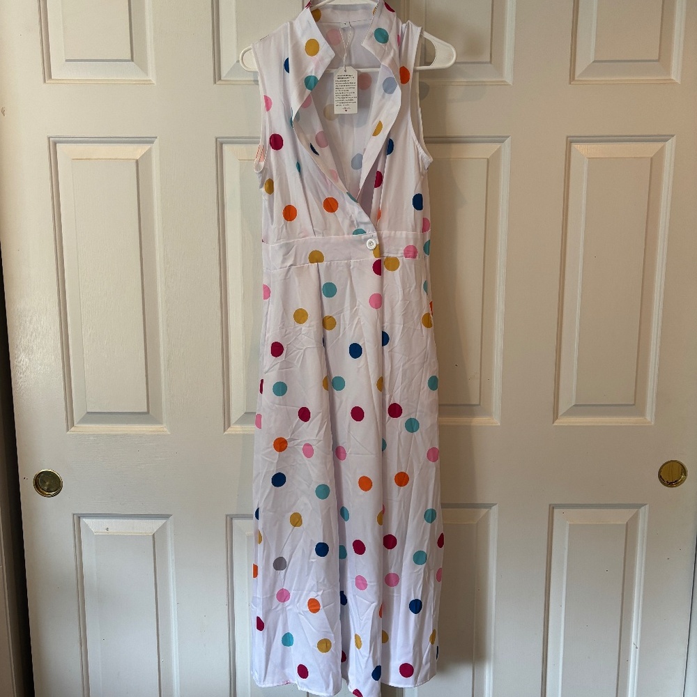 Faux wrap dress nwt white with multi color polka dots and pockets